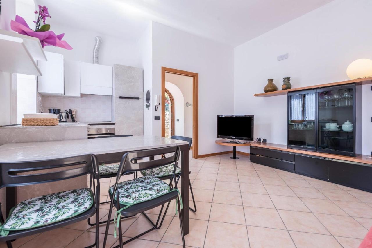 טנו Appartamento Ania Vista Castello מראה חיצוני תמונה